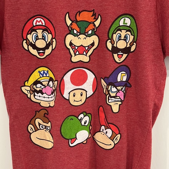 Vintage Super Mario Graphic T-Shirt Nintendo Small Red EUC Unisex - Picture 2 of 6